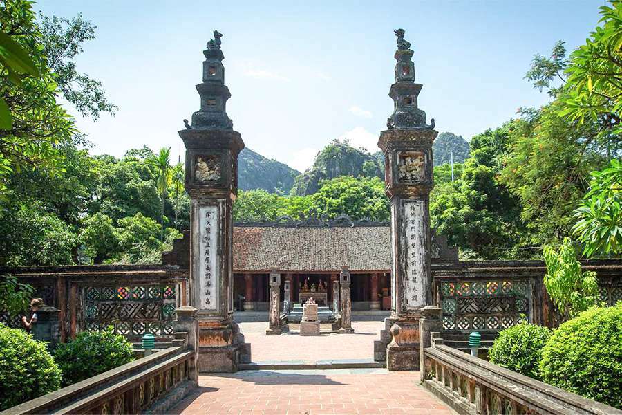 Must-See Tourist Attractions in Ninh Binh - Hoa Lu Ancient Capital