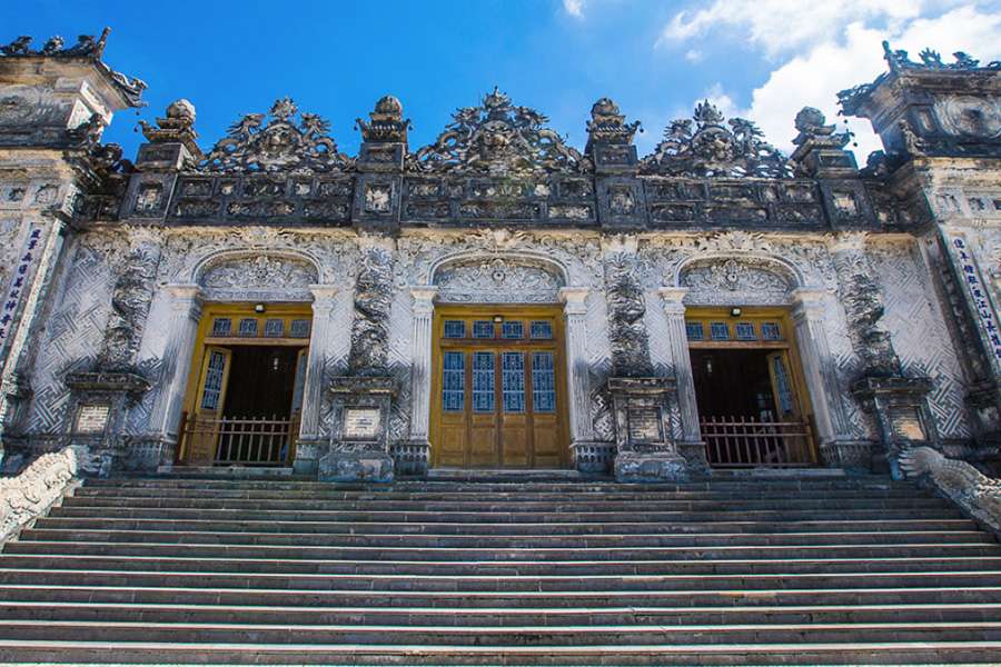 Tomb of King Khai Dinh in Hue tours