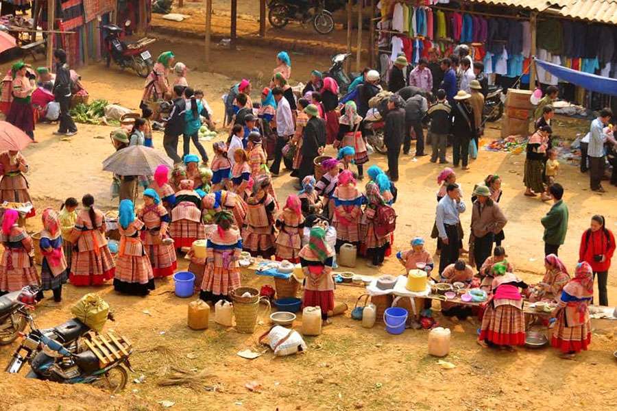 Bac Ha market, Lao Cai - Vietnam adventure tours