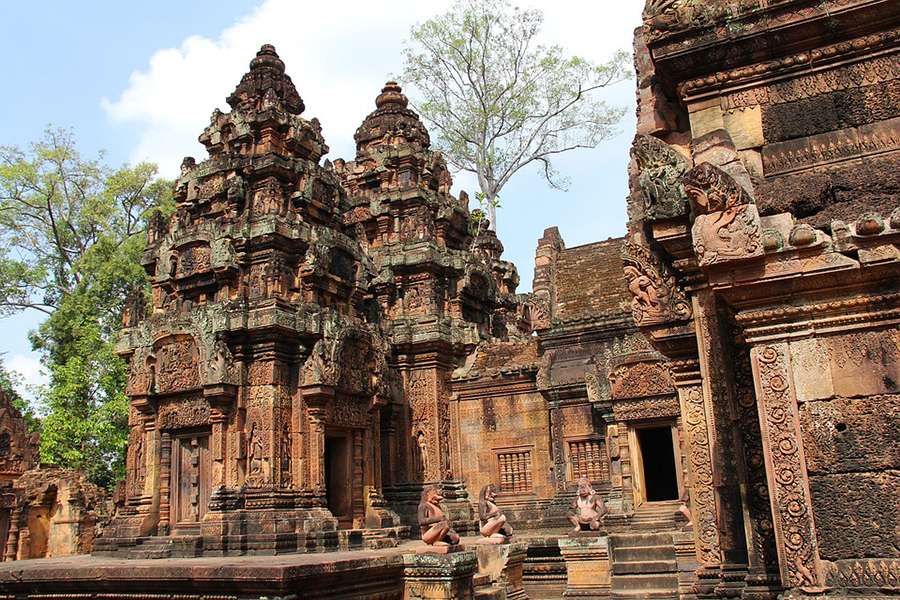 Banteay Srey - Multi country tour