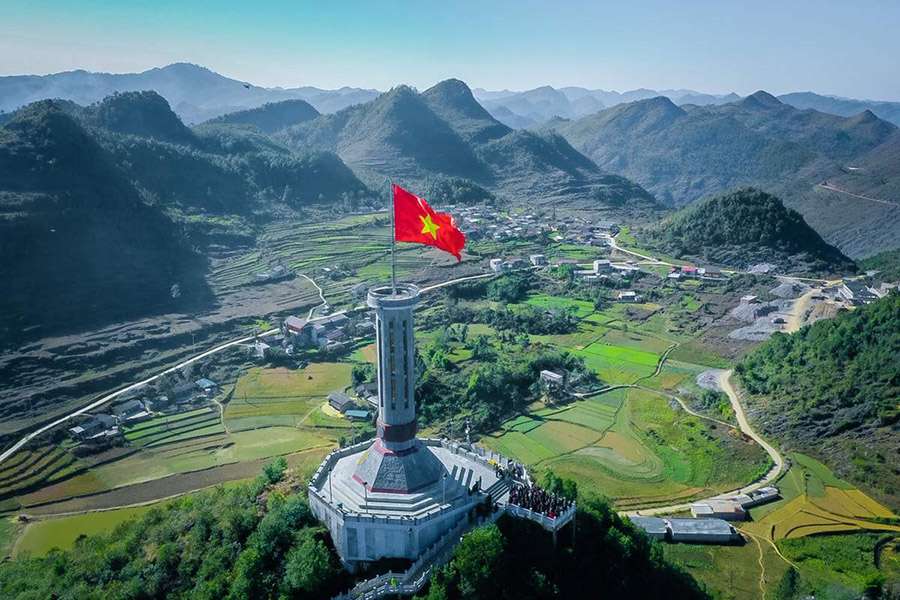 Lung Cu Flag Tower - Vietnam adventure tours