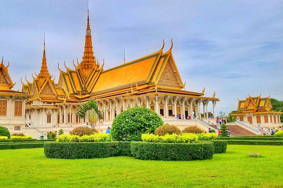 Phnom Penh Royal Palace- Multi country tour