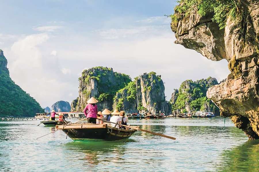 Vietnam & Cambodia Grand Luxury Tour - 21 Days