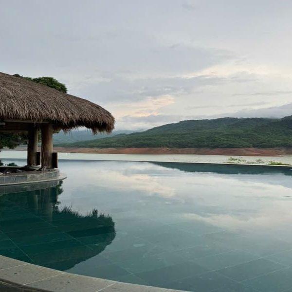 mai chau hideaway lake resort - vietnam day tourrs