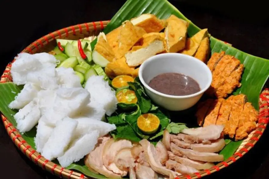 Michelin Recommended Vietnamese Dishes - Bun Dau Mam Tom
