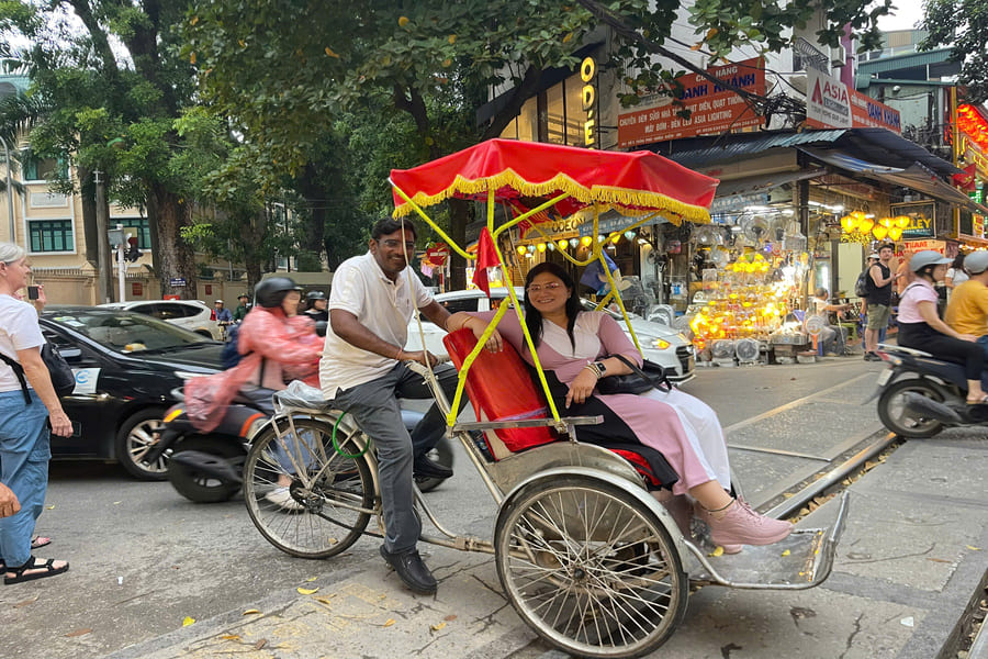 vietnam muslim tour - cyclo around hanoi old quarter