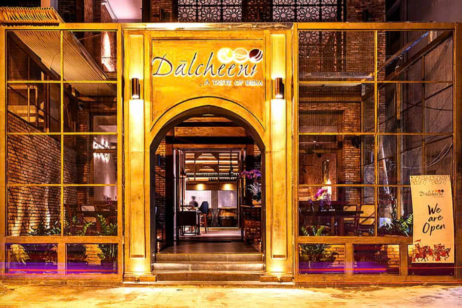Dalcheeni Restaurant - Best indian restaurants in vietnam