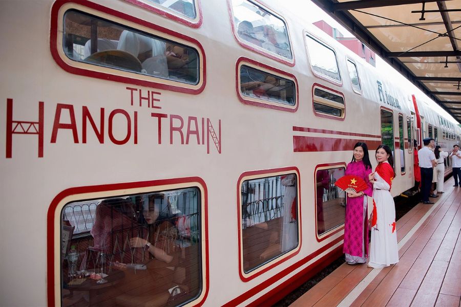 the hanoi train - new unique experiences in vietnam