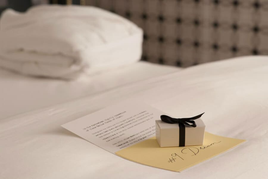 turn down service - Common Mistakes at 5-star Hotels