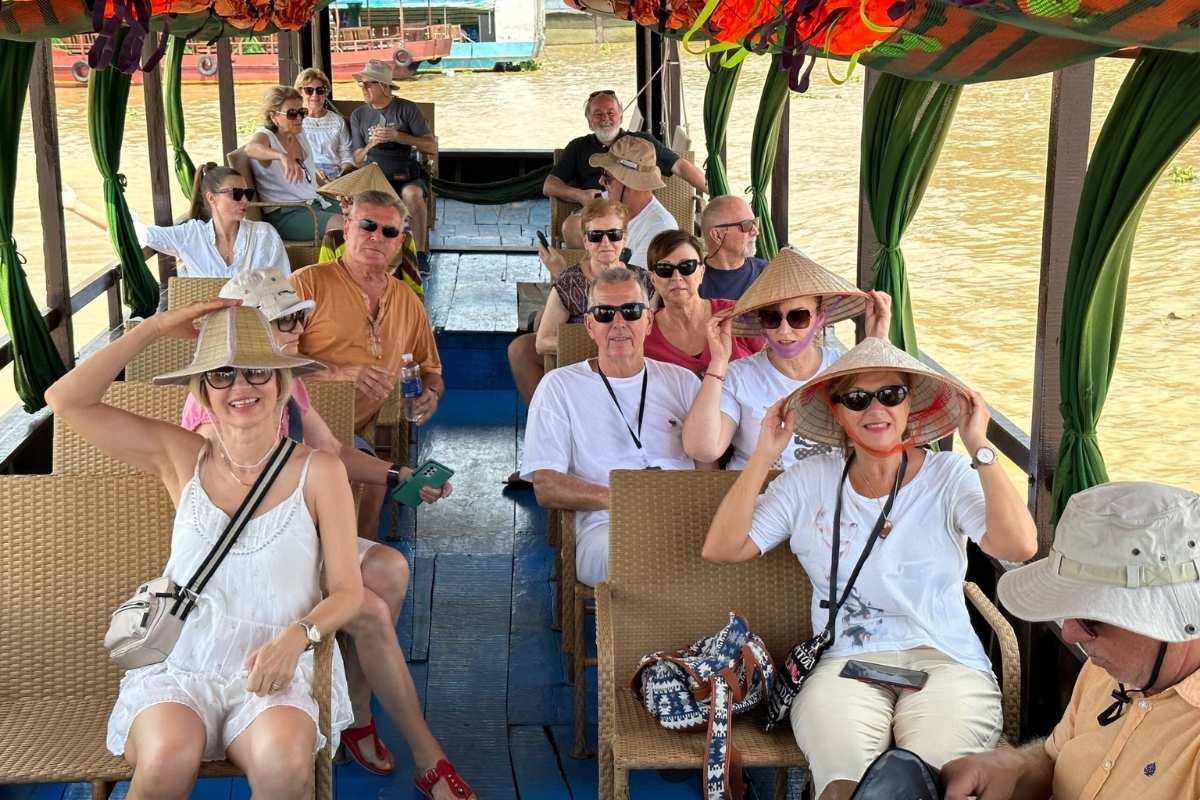 Main Advantages of Group Tours