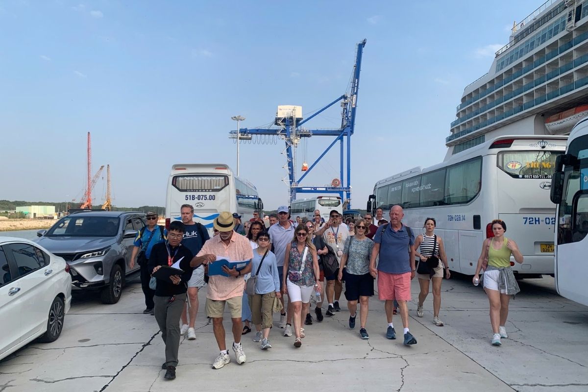 Vietnam Shore Excursions for Cruise Passengers