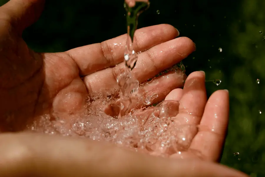 is it safe to drink tap water in vietnam