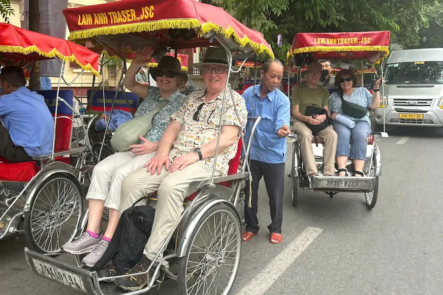 cyclo riding
