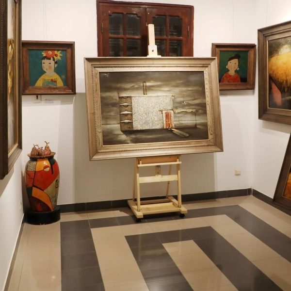 gallery 2